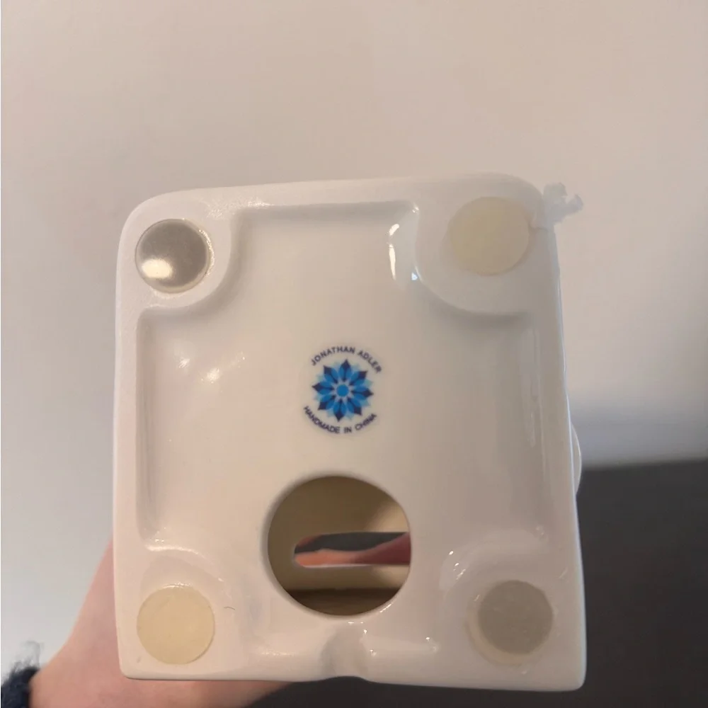 Jonathan Adler White Smartphone Dock